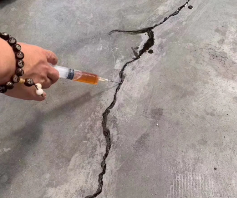 海南混凝土裂缝修补技术详解​